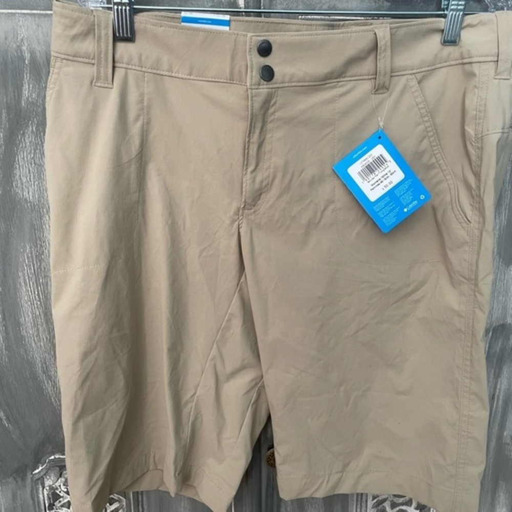 Columbia Women's Coral Point III Shorts Size 16 NWT Beige 12" Inseam